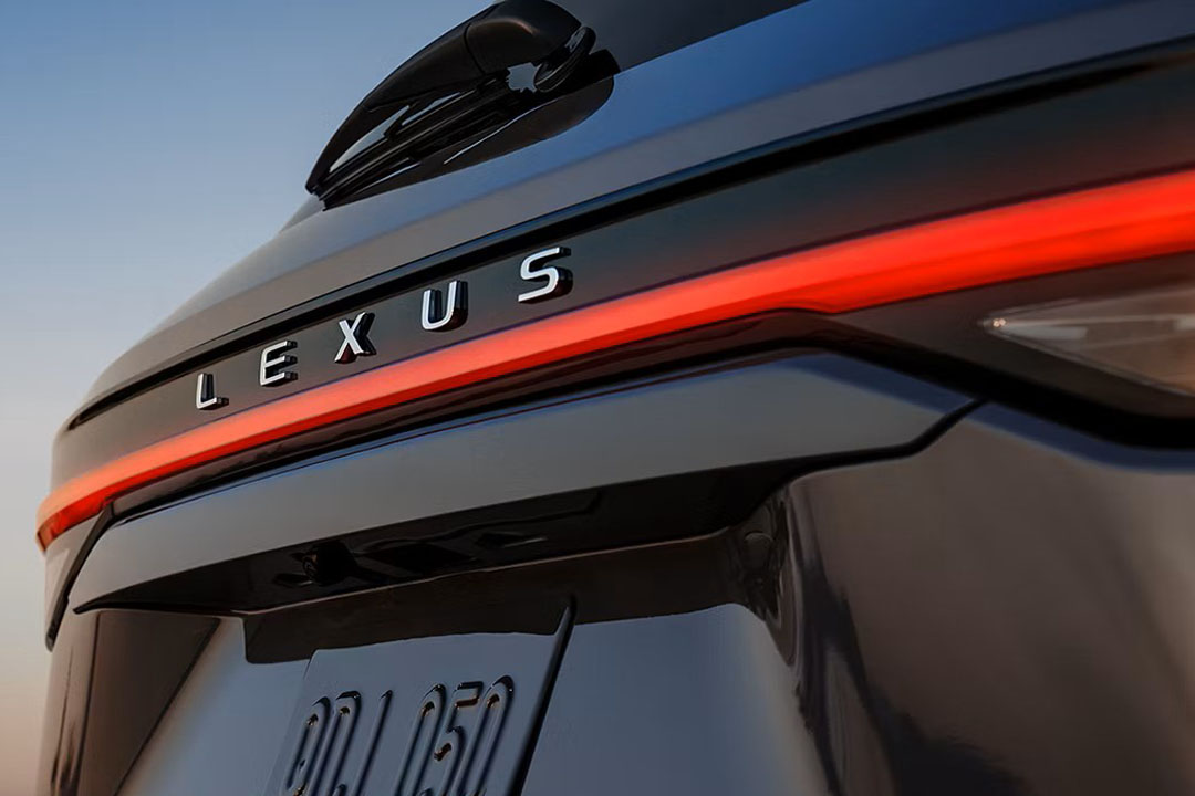 lexus